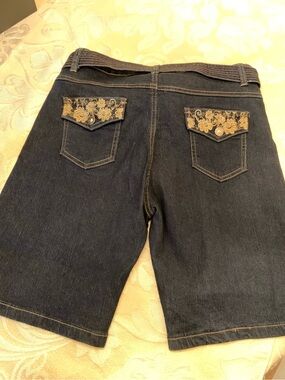 Women's Dark Blue Denim Embroidered Pocket Jean Shorts